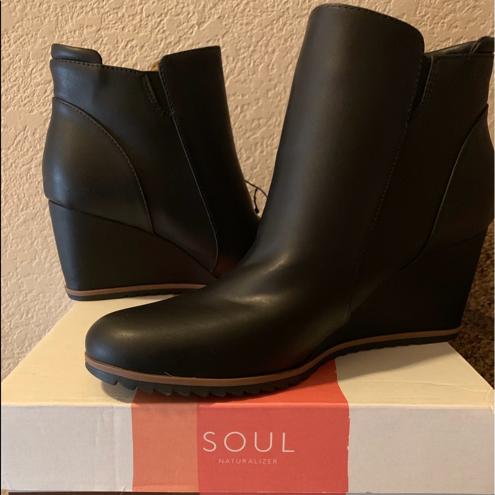 🆕 Soul Naturalizer Size 9 Haley Wedge Boot - Picture 5 of 8
